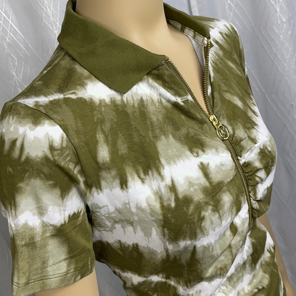 Michael Kors Tye Dye Collar Zip Tee - Picture 3 of 12